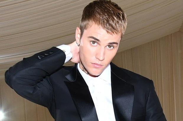 Bị liệt nửa mặt, Justin Bieber tiếp tục hoãn 2 show diễn-1