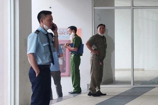 Tìm thấy thư tuyệt mệnh tại căn hộ 2 cha con tử vong ở TP.HCM