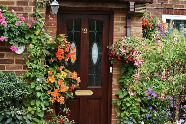 10 phong thủy phá tài, xua đuổi may mắn, kiếm 1 tiêu 10-1