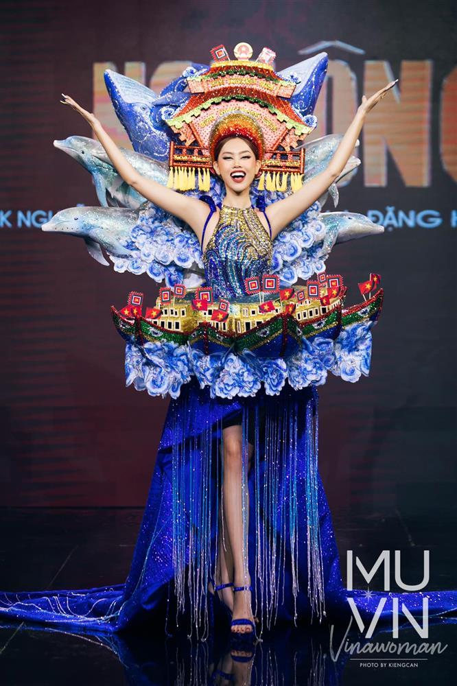 Chiếu Cà Mau là quốc phục của tân Hoa hậu Hoàn vũ Việt Nam 2022-10