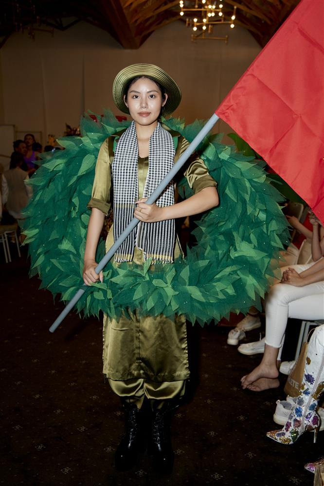 Chiếu Cà Mau là quốc phục của tân Hoa hậu Hoàn vũ Việt Nam 2022-16