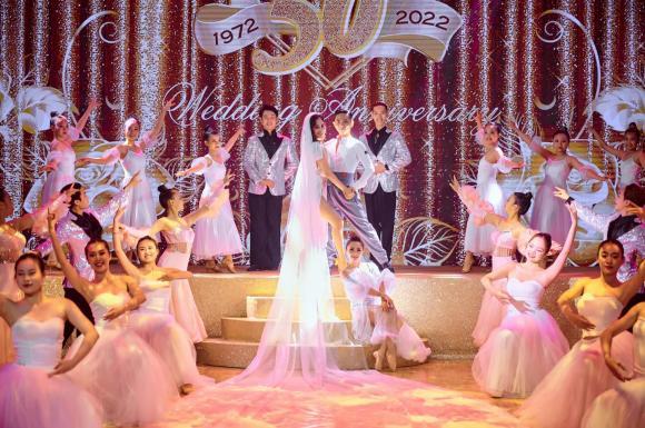 Khánh Thi hóa cô dâu lồng lộn nhất Vbiz, ông xã kém tuổi lép vế-6