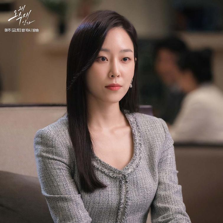 Seo Hyun Jin - Nữ hoàng cảnh hôn được ông lớn nâng đỡ bất thành-1