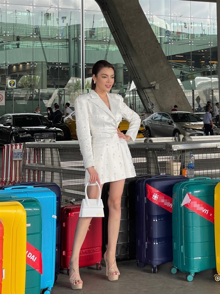 Trân Đài đẹp nổi bật nhập cuộc Miss International Queen 2022-11