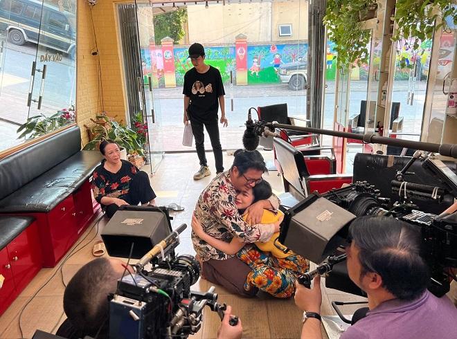 Bà chủ quán mát-xa bị đánh ghen, hé lộ hậu trường nát hết người-2