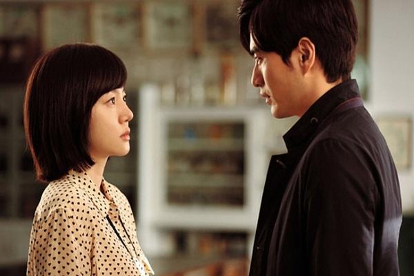 Vợ bỏ theo bồ nửa năm, con ốm chồng gọi về lại đáp câu xanh rờn-2