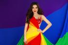 Trân Đài dùng cờ LGBT làm váy dạ hội