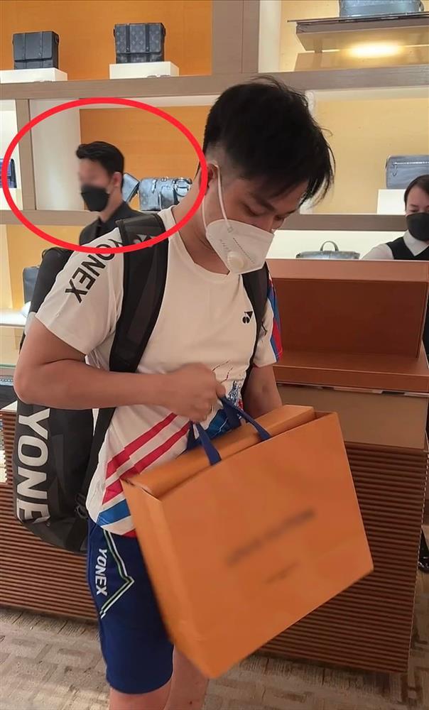 Quách Tuấn Du bị thương hiệu xa xỉ coi thường giống Lệ Quyên, Hà Hồ-2