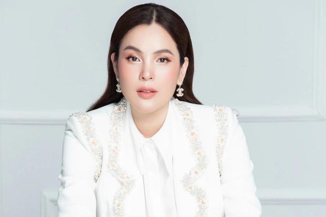 Phương Lê nhảy đổng khi con gái bị xỉa xói vì ôm hôn bố đẻ-1