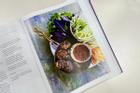 Bún chả Hà Nội được đưa vào sách dạy nấu ăn mừng Đại lễ Bạch kim Nữ hoàng Anh