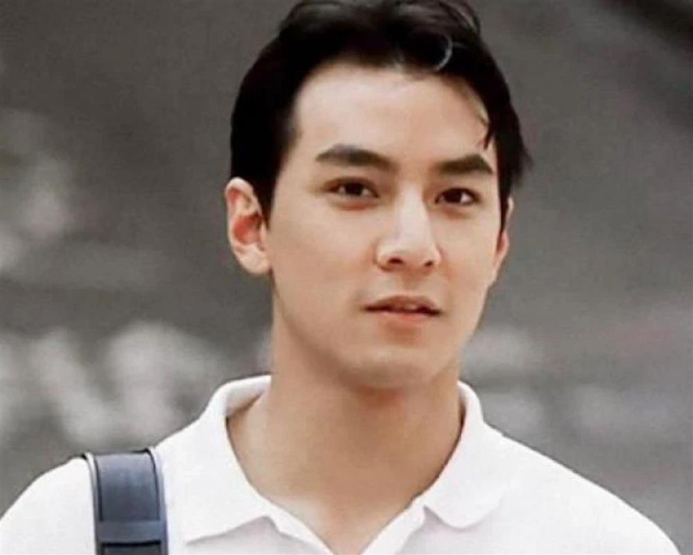 Nam thần vạn người mê phản ứng sinh lý với mỹ nhân bom sex-2