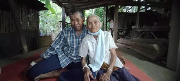 Đám cưới của cụ ông 72 tuổi với cụ bà 83 tuổi sau 10 ngày quen-3