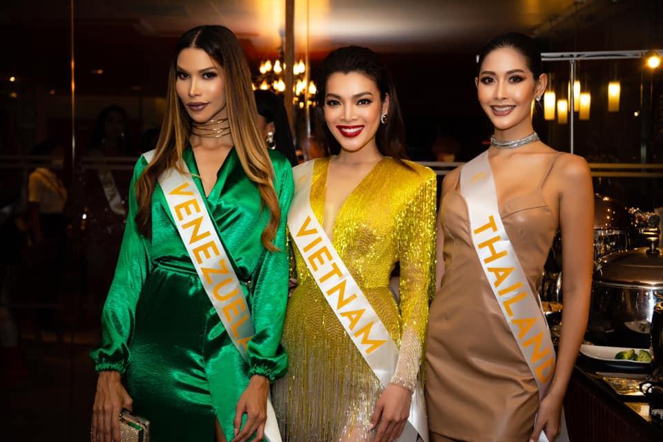 Quốc phục Trân Đài: Ảnh chụp quá đẹp, lo ngại thực tế-11