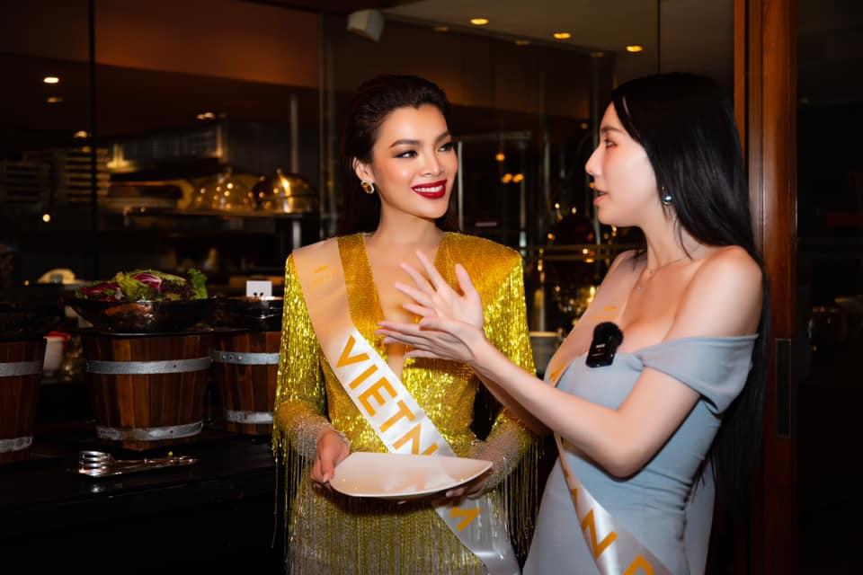 Quốc phục Trân Đài: Ảnh chụp quá đẹp, lo ngại thực tế-12