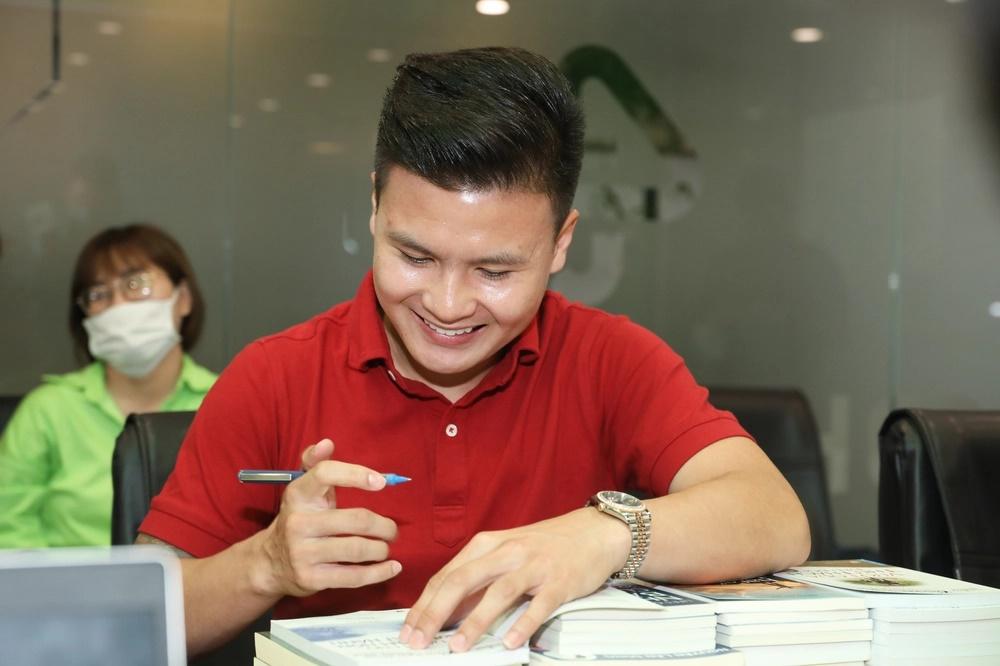 Quang Hải hãy chứng minh cho châu Âu thấy năng lực bóng đá ĐNÁ-3