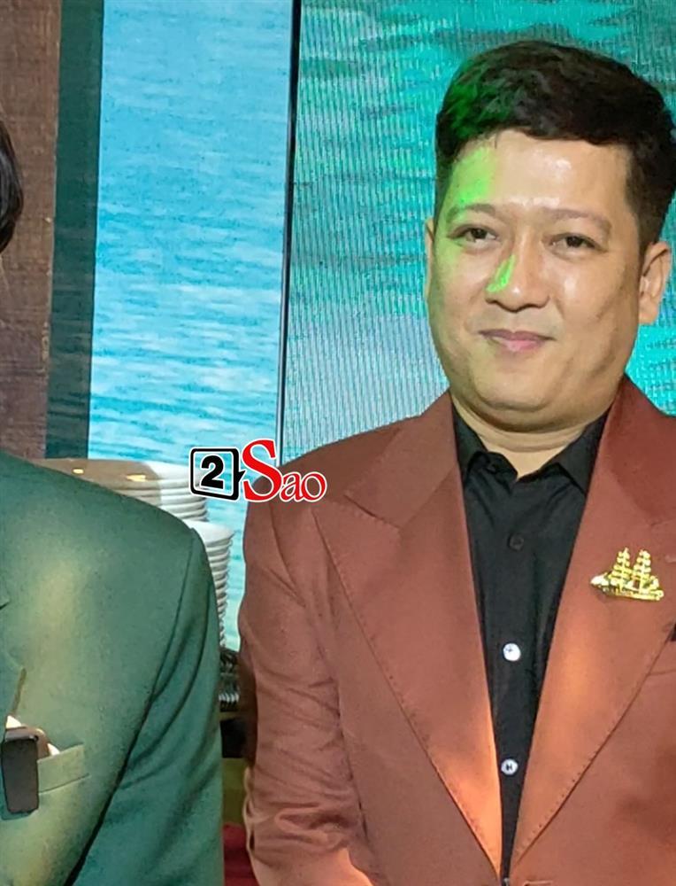 Trường Giang phát tướng, lộ nọng cằm dày bịch mọi góc-3