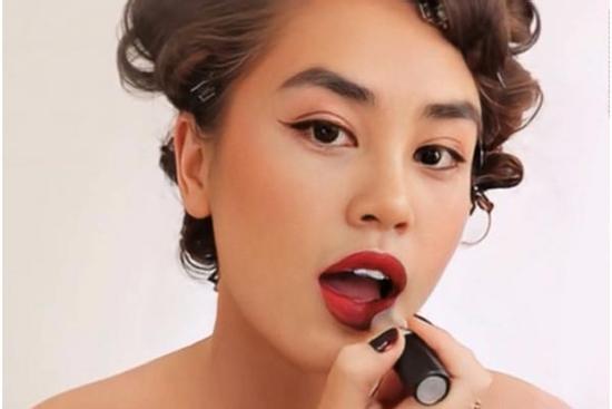 Lập nghiệp xứ người, 9X đình đám Huyền Trang giờ ra sao?