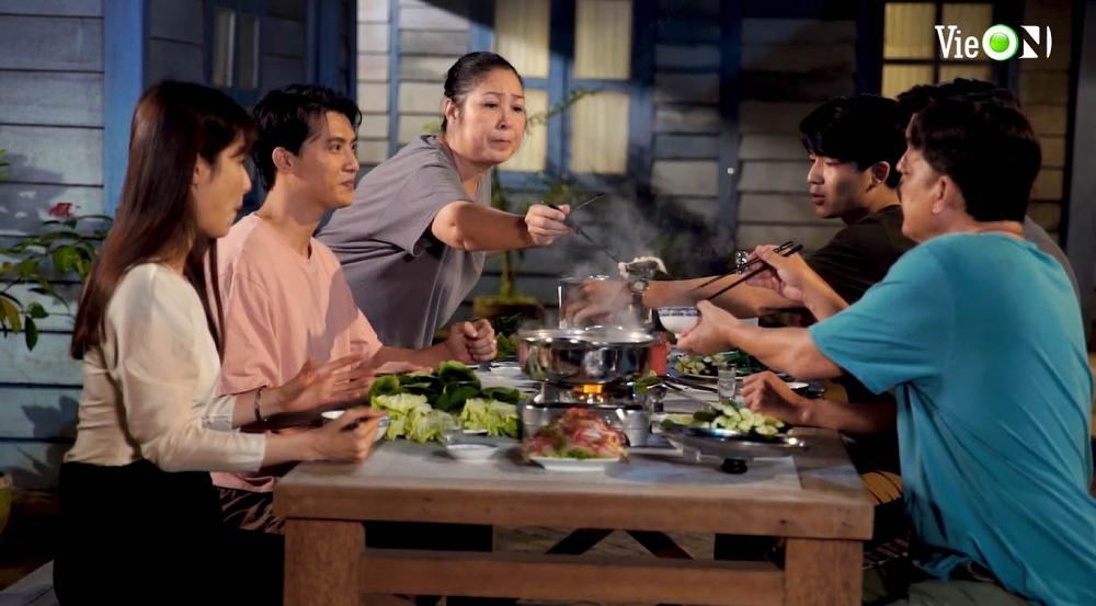 Diễm My 9x soi mình về những ký ức lúc mẹ còn sống-2