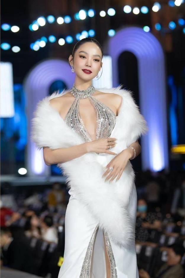 Minh Hằng giàu có cỡ nào ở tuổi 35?-1