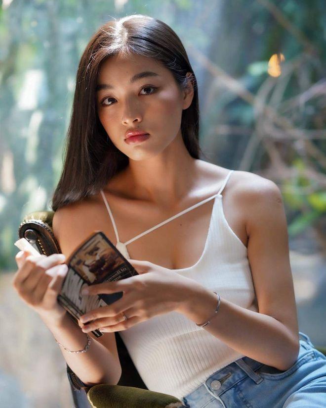 Nhan sắc dàn hot girl dậy sóng MXH trước khi đóng Em Và Trịnh-2