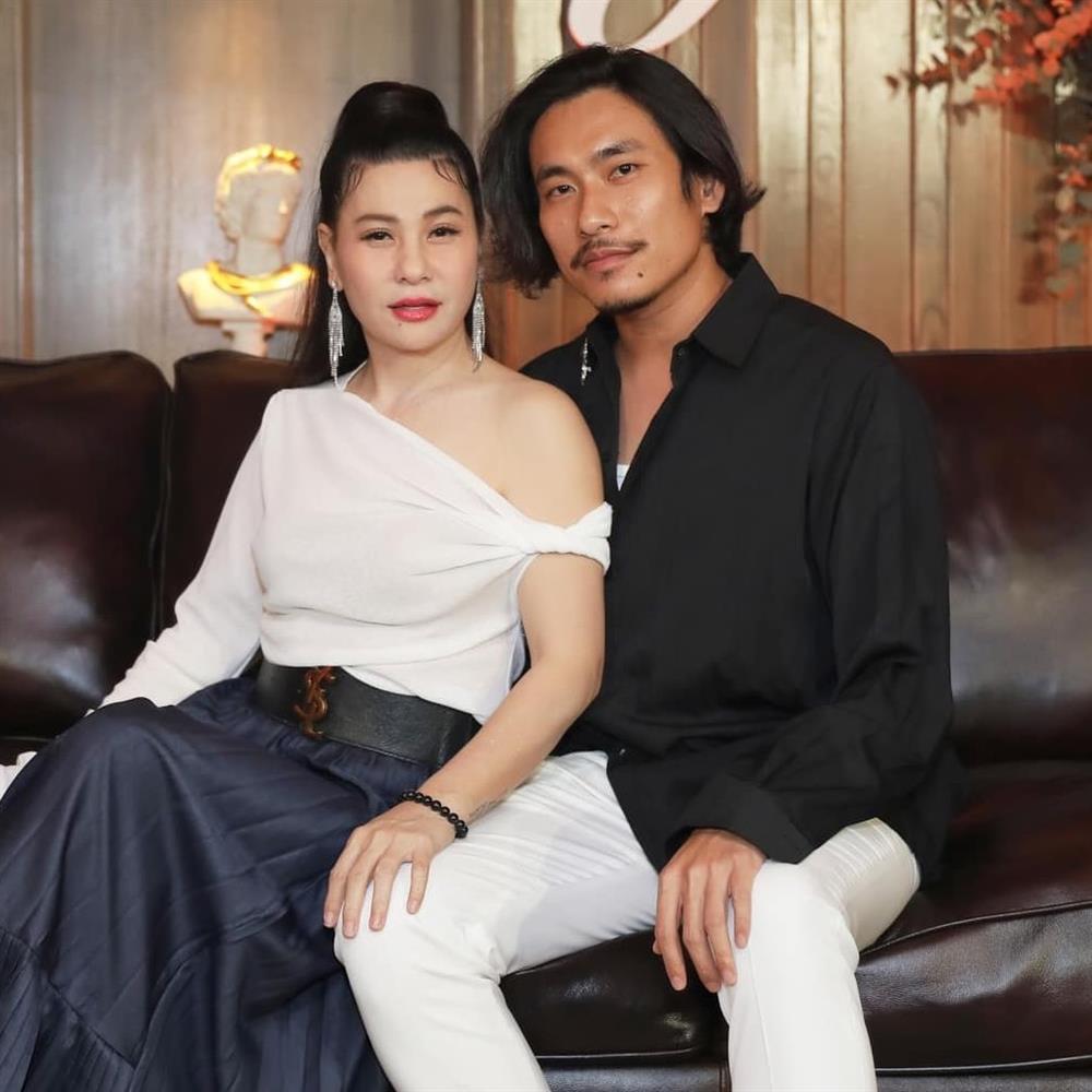 Kiều Minh Tuấn ngày càng bảnh sau chia tay, Cát Phượng nói gì?-4