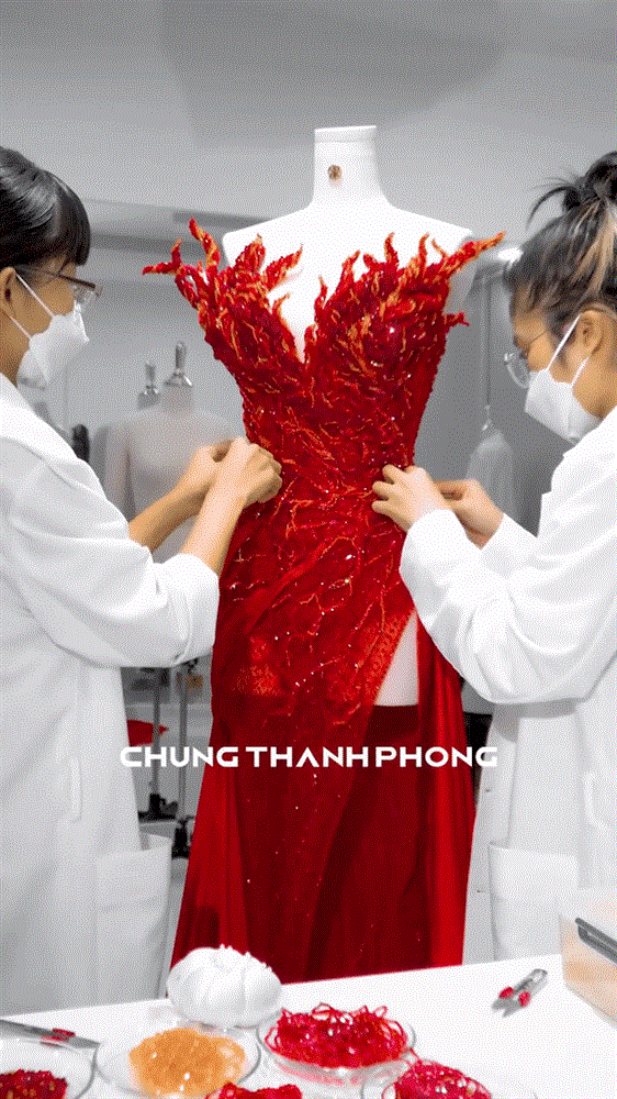 Lộ đầm dạ hội của Trân Đài ở Hoa hậu chuyển giới quốc tế-3