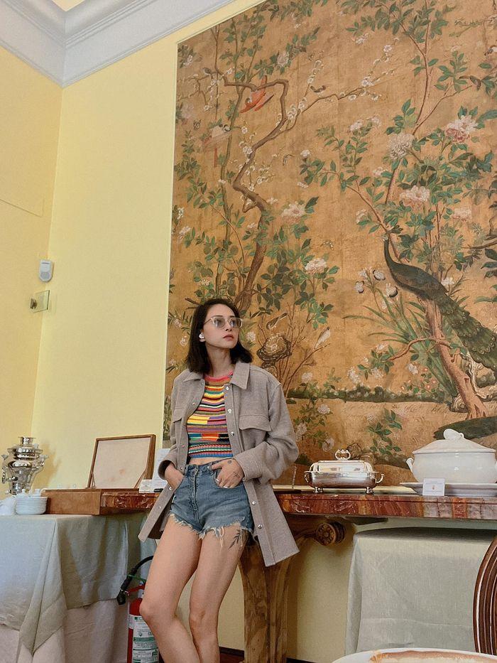 Loạt mỹ nhân U50 chuộng mốt cưa sừng làm nghé-5