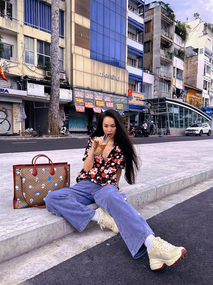 Hiền Thục gầy đến mức phanh áo trơ xương ngực-3