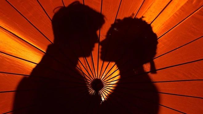 Dân mạng Trung Quốc xôn xao vì một cô gái kết hôn với anh họ-1