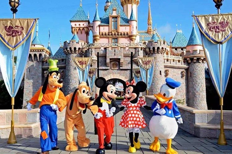 Búp bê khổng lồ trên phố ám ảnh người dân Thượng Hải-4