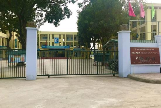 Thí sinh mất mẹ vì tai nạn trong ngày thi vào lớp 10 ở Hà Nội