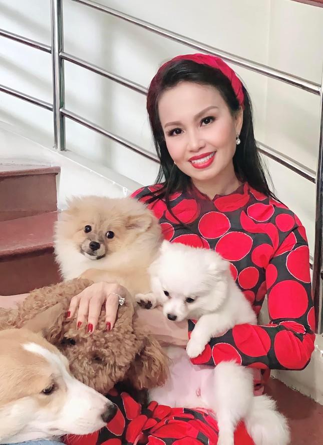 Cuộc sống kín tiếng trong biệt thự triệu đô của ca sĩ Cẩm Ly-2