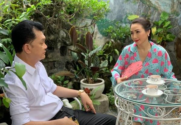 Mỹ nhân U60 diễn cảnh nóng với trai trẻ kém 20 tuổi: Hoàng Yến chưa bạo nhất?-2