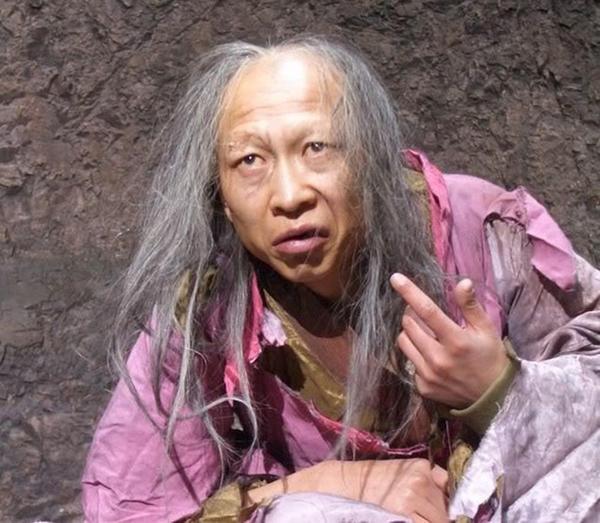 Mỹ nhân phim Kim Dung bị chồng hành hạ rồi đẩy xuống vực thẳm-3