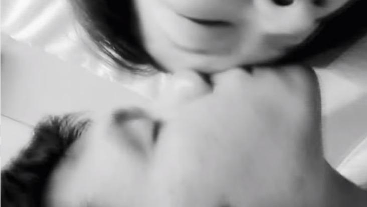 Clip hiếm ghi lại khoảnh khắc Đan Lê sinh con trai đầu lòng-5