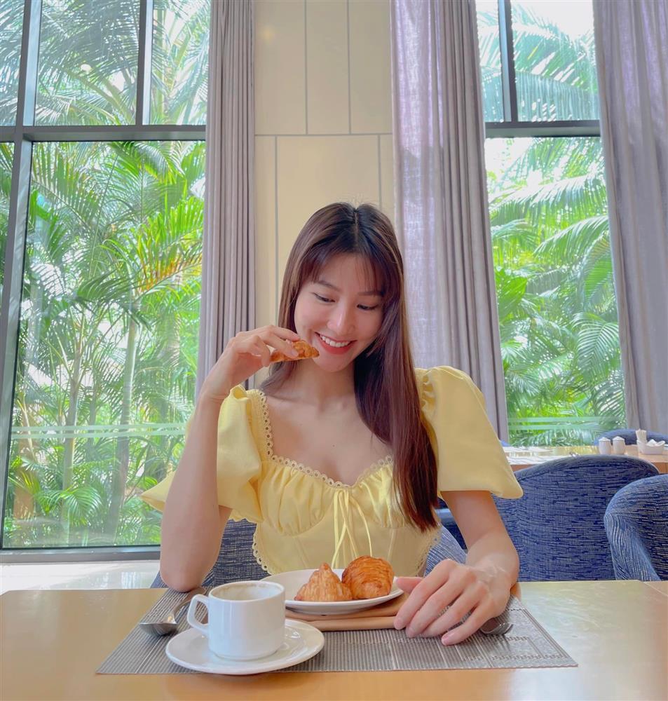 Tin showbiz Việt ngày 20/6: Xuân Lan viếng mộ cố đạo diễn Vũ Minh-3