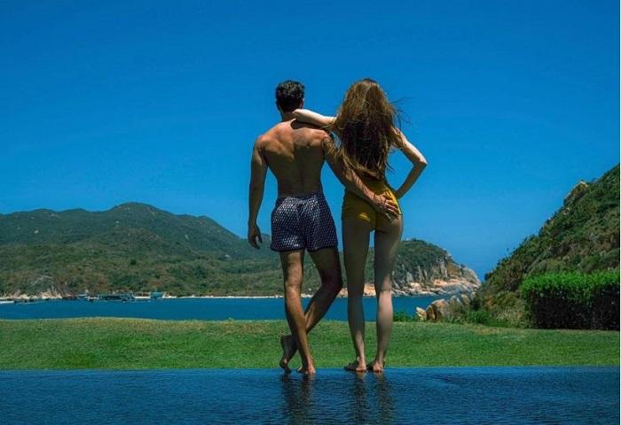 Những lần bàn tay Kim Lý du lịch trên cơ thể Hồ Ngọc Hà-11