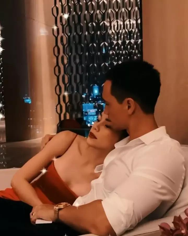 Những lần bàn tay Kim Lý du lịch trên cơ thể Hồ Ngọc Hà-10
