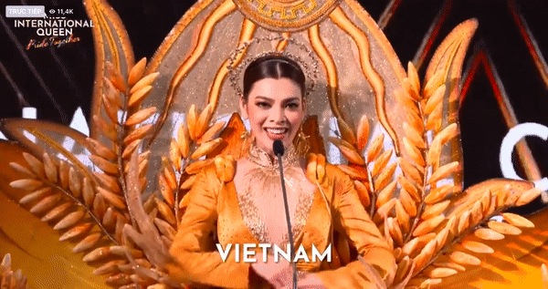 Trân Đài trình diễn Quốc phục xuất sắc, không một động tác thừa-2