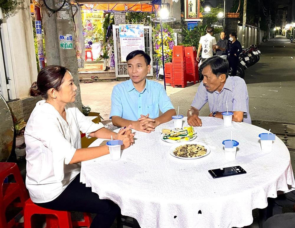 Thương Tín sức khỏe yếu, liên tục lộ vẻ tiều tụy-4