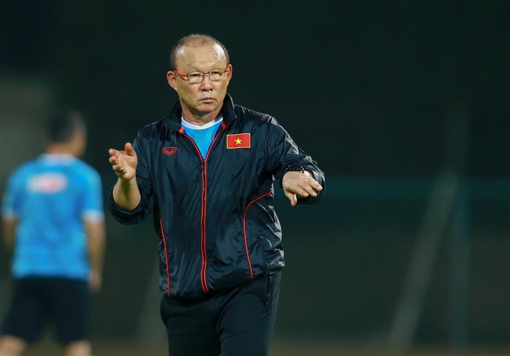 HLV Park Hang Seo cùng vợ rời Việt Nam, về Hàn Quốc tối nay-1