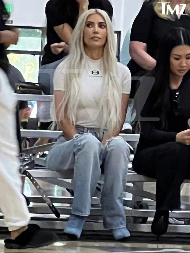 Phản ứng của Kanye West khi gặp Kim Kardashian-2