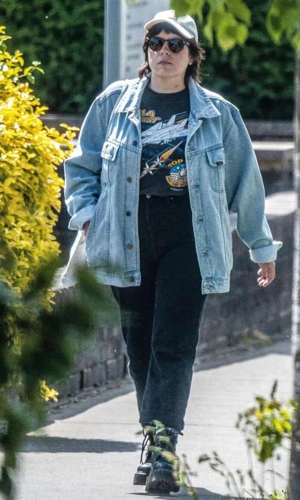 Tom Cruise nhiều năm không gặp 2 con-2