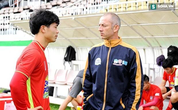 Hạ cánh ở Pháp, có 2 điều giúp Quang Hải vượt dớp đen Công Phượng-1