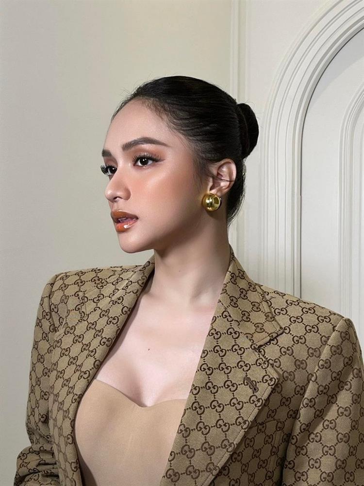 Hương Giang mặt không lông mày quẩy tung sân khấu-7