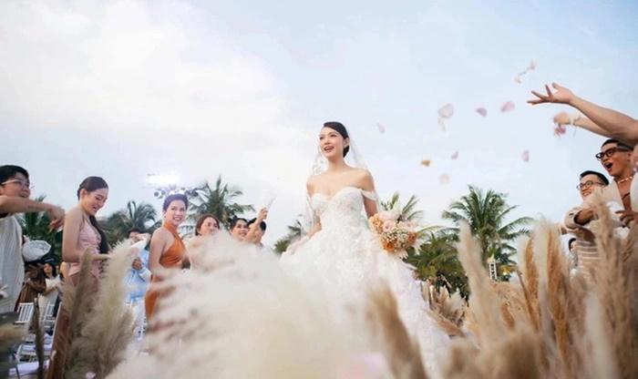 Lộ chi phí Minh Hằng làm đám cưới, sương sương cũng vài tỷ-4