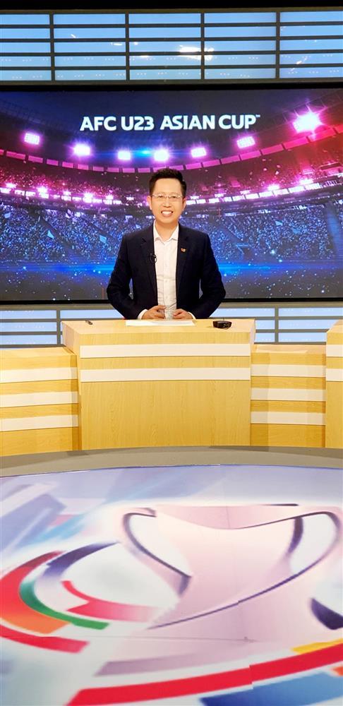 BTV Việt Khuê hiếm hoi nhắc đến người vợ cùng ngành-1