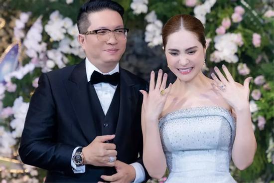 Đoàn Di Băng phản ứng về thông tin ly hôn đại gia Quốc Vũ