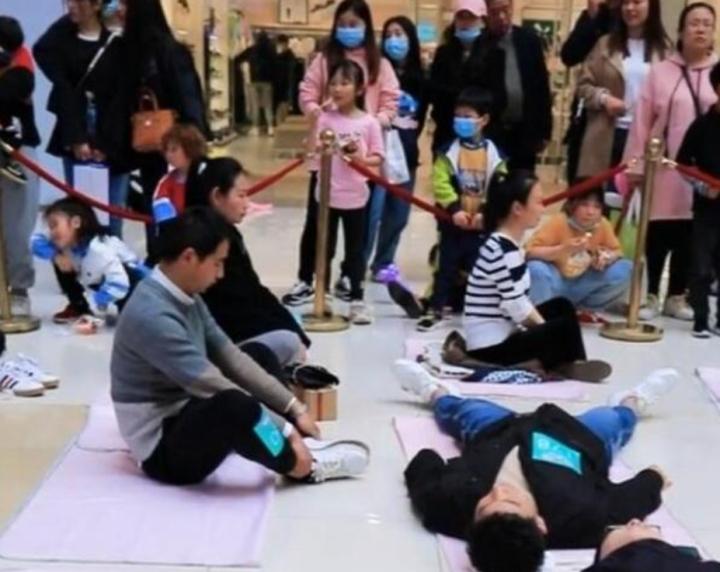 Cuộc thi nhàn nhất thế giới hút trăm thí sinh: Cứ ngồi với nằm là ẵm giải-2