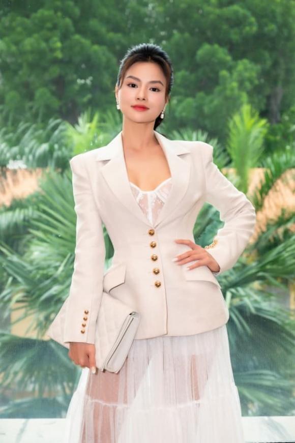 Vũ Thu Phương hé lộ bí quyết có vóc dáng và làn da đẹp tuổi U40-5